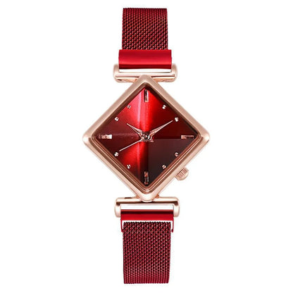 Ladies' simple, fashionable, personalized diamond shaped magnet watch blind box