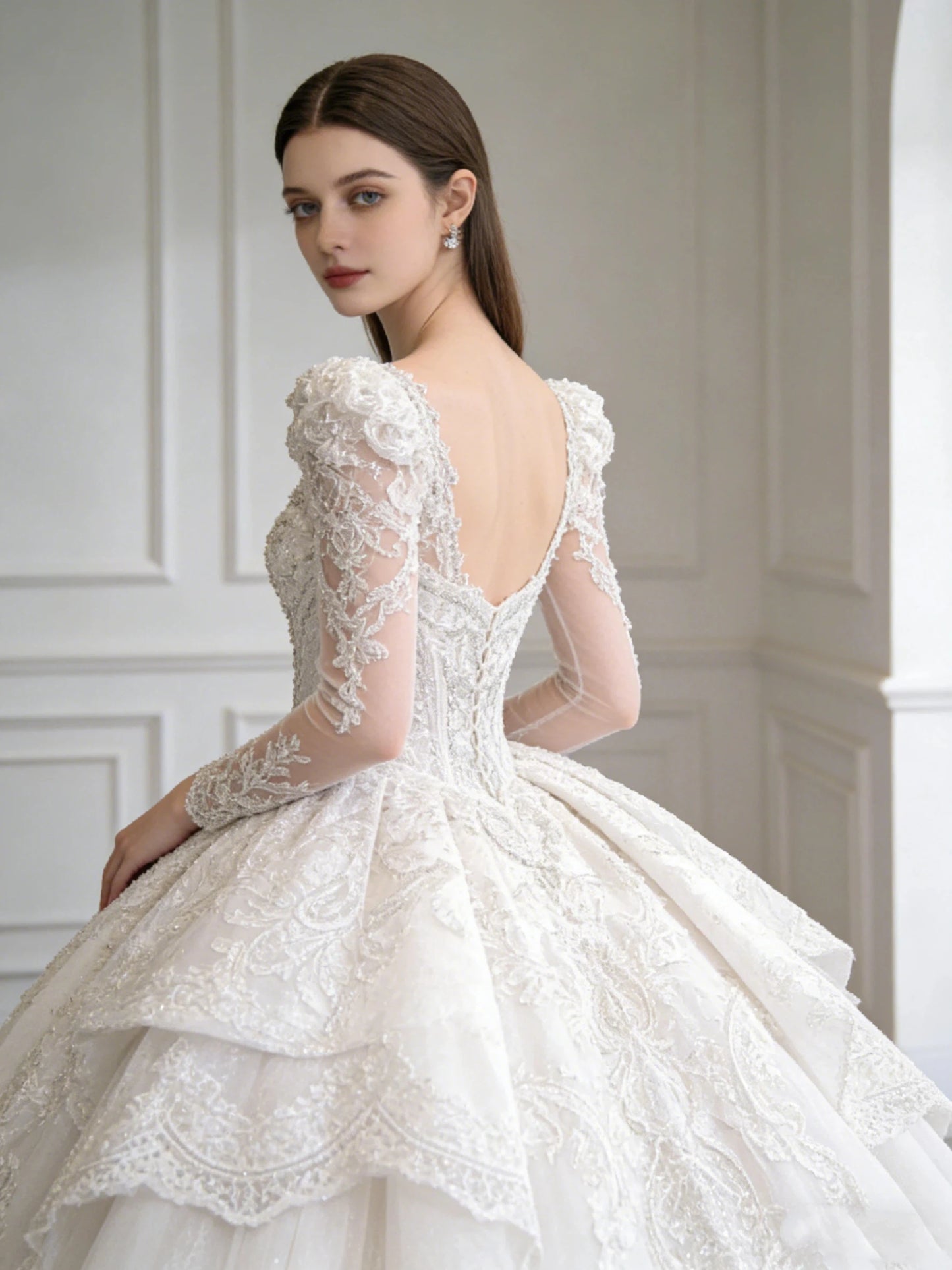 Luxury Crystal A-line Lace Bead Princess Wedding Dress Sexy Sweetheart Long Sleeve Robe De Mariée Bridal Gown Customized
