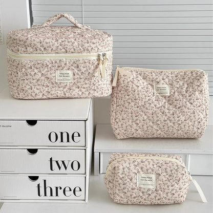 Fashion Pink Flower Women's Clutch Bag Sets Toiletry Makeup Tool Storage Pouch Quilting Cosmetics Organizers Handbag for Travel