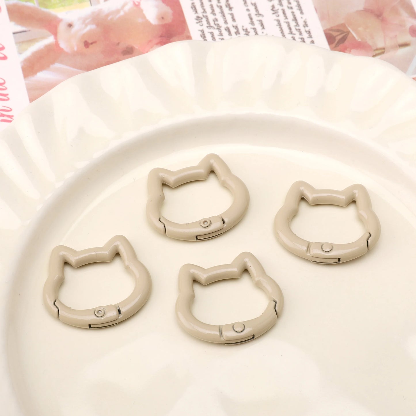 1pc/bag Alloy Spring Clasps Colorful Cute Cat Shape Spring Ring Carabiner Clips For DIY Keyring Lanyard Keychain Making Findings