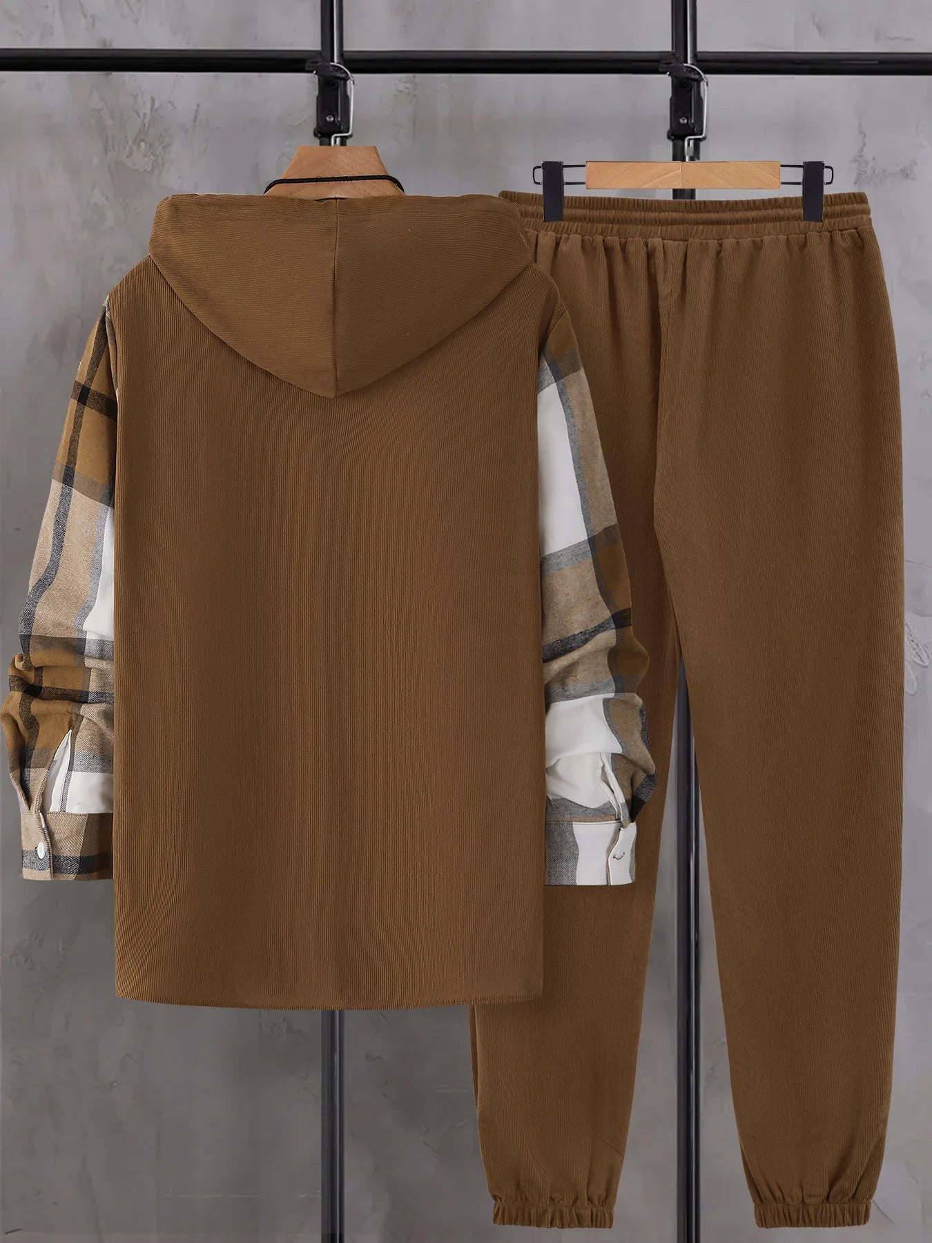 Men's Autumnal Hooded Set with Plaid Patchwork Jacket Drawstring Trousers Trendy Three-Piece Ensemble