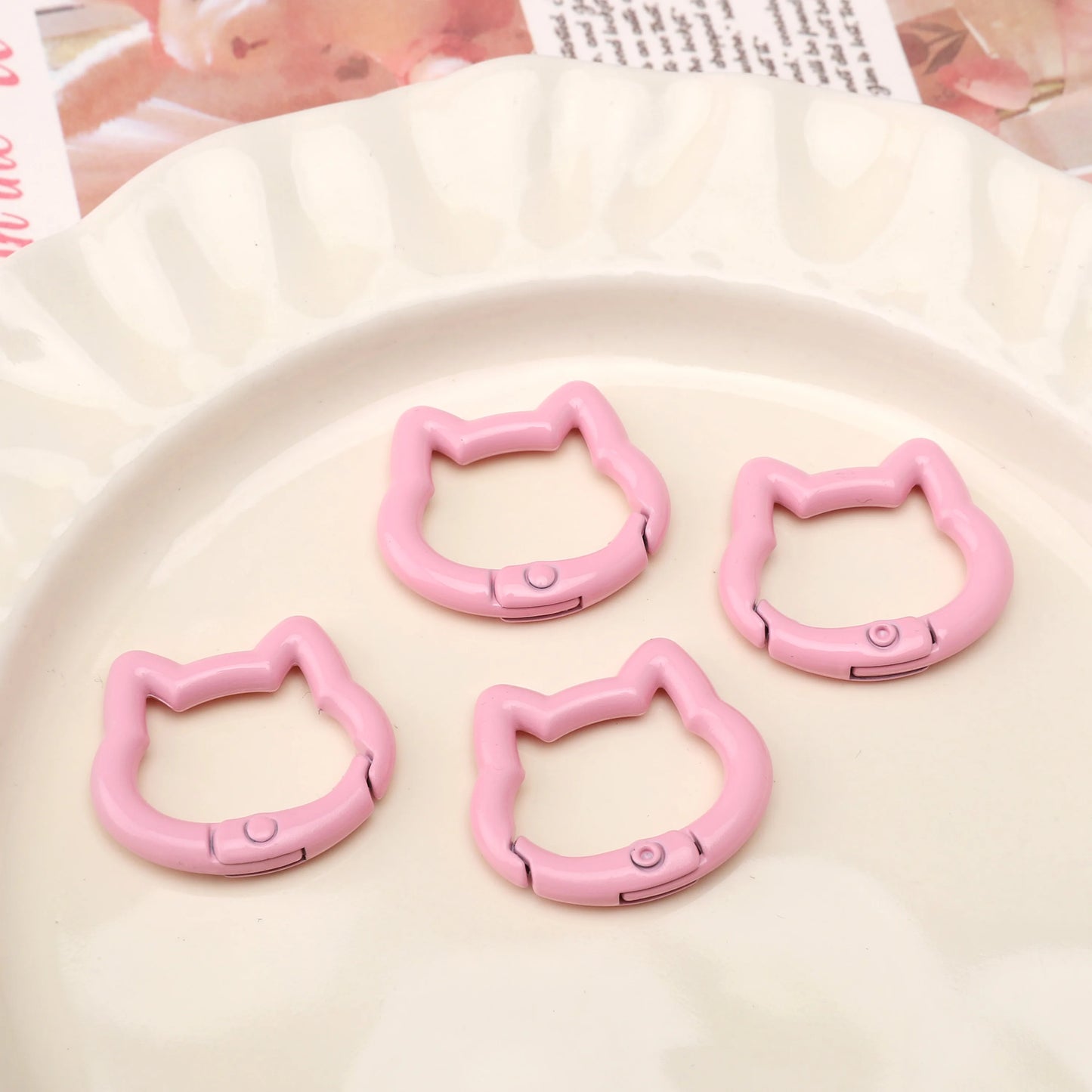 1pc/bag Alloy Spring Clasps Colorful Cute Cat Shape Spring Ring Carabiner Clips For DIY Keyring Lanyard Keychain Making Findings