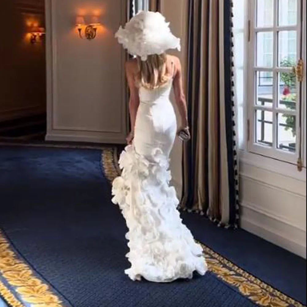 Customized Rose Flower Wedding Dresses 2025 Spaghetti Strap Satin Bridal Gown Backless Mermaid Garden Wedding Gowns