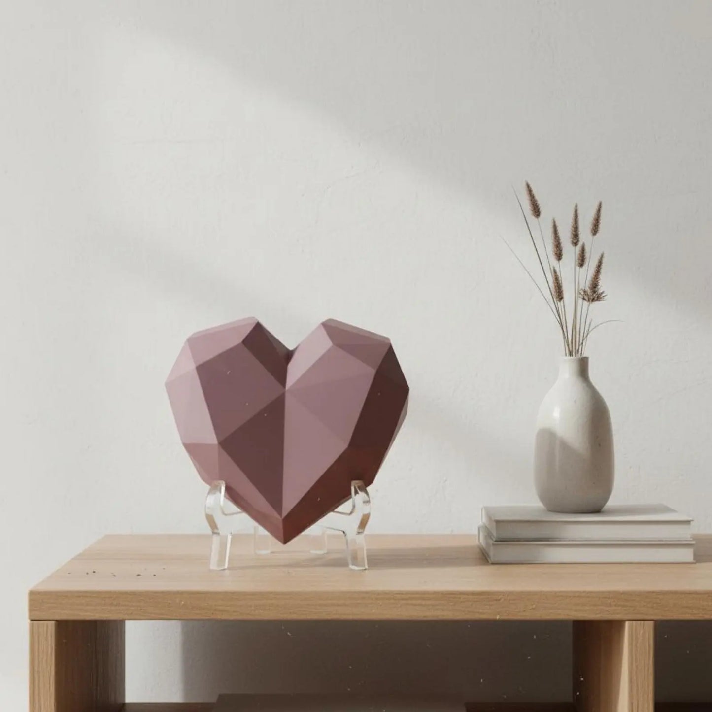Heart Shaped Gift Box Waterproof Plastic Flower Box Faceted Design Flower Container Recyclable for Partners, Anniversary