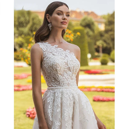 Newest Simple Wedding Dress For Women