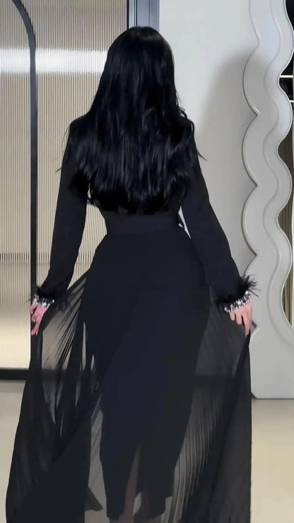 customized Vintage Long Sleeves Prom Dresses High Neck Ankle Length Pleated Beadings Feathers Party Gowns Evening Dresses