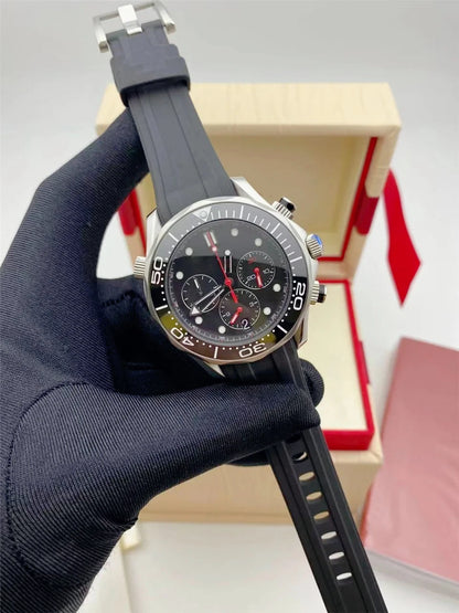 43mm Mens Elegant Luxury Quartz Chronograph Watches Brushed 904L Stainless Steel Construction Durable Sapphire Glass Sweat Proof