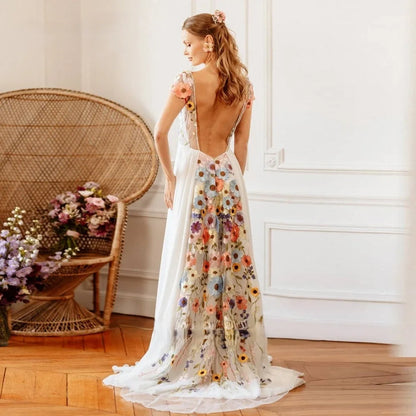 2025 New V-neck Embroidered Chiffon Wedding Dress Colored Decal Dew Back A-line Bridal Dress Customization