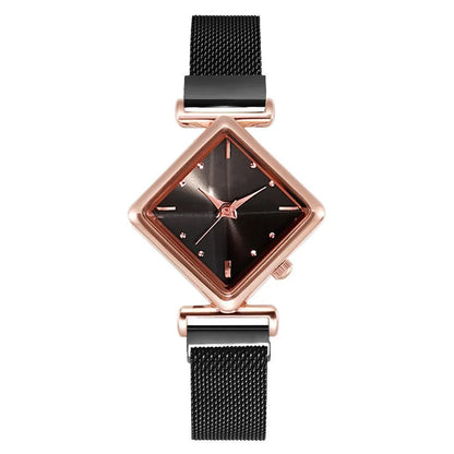 Ladies' simple, fashionable, personalized diamond shaped magnet watch blind box
