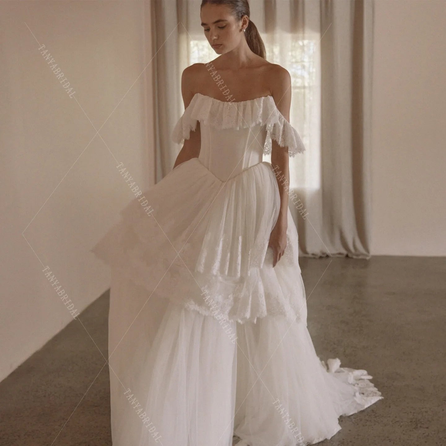 Romantic Lace And Tulle Wedding Dress A Line Off The Shoulder Sweep Train Elegant Bridal Gown Customized
