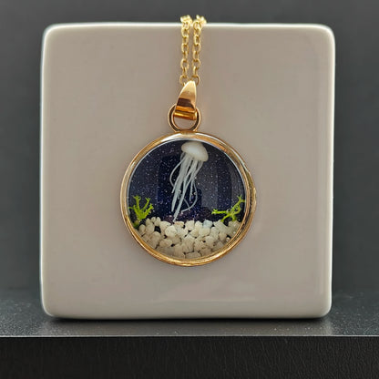 Jellyfish Stereoscopic Seabed Undersea Seaweed Starry Gold Color Pendant Chain Long Necklace Women Boho Fashion Jewelry Handmade