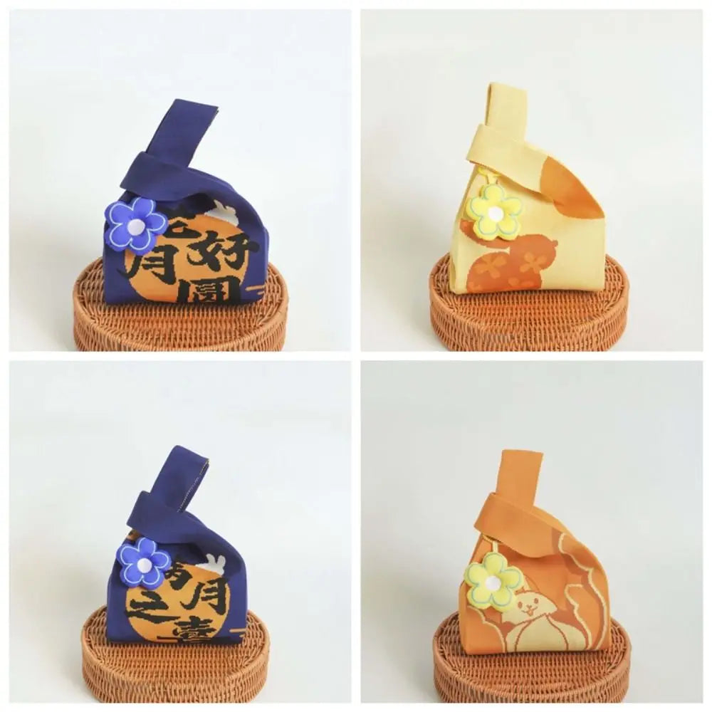 Knit Fabric Knit Wrist Bag Double Sided Thick Woven Rabbit Gift Pouch Flower Pendant Cute Cartoon Flower Charm Handbag