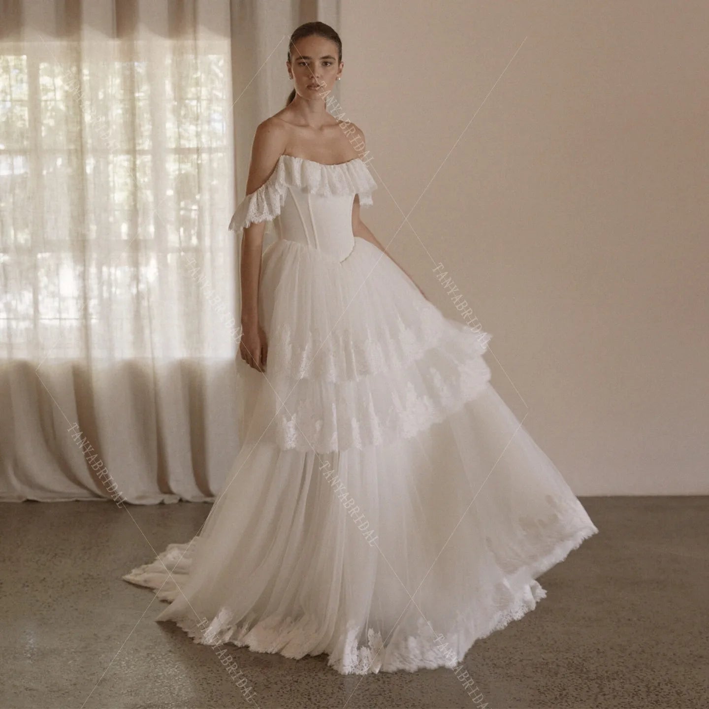 Romantic Lace And Tulle Wedding Dress A Line Off The Shoulder Sweep Train Elegant Bridal Gown Customized