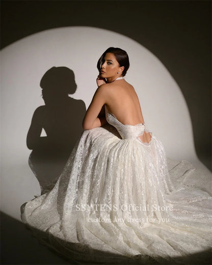 Luxury Backless Wedding Dresses Halter Neck Sleeveless Bridal Gowns Floor Length Full Lace Royal Custom Occasion Bride Dress