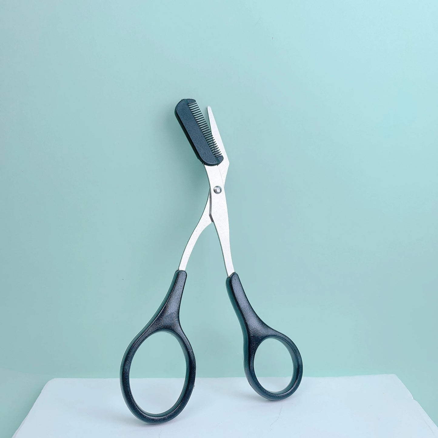 Pink Eyebrow Trimming Scissors with Built-in Comb - Stainless Steel, Precise Grooming Tool, Creating Perfect Eyebrows