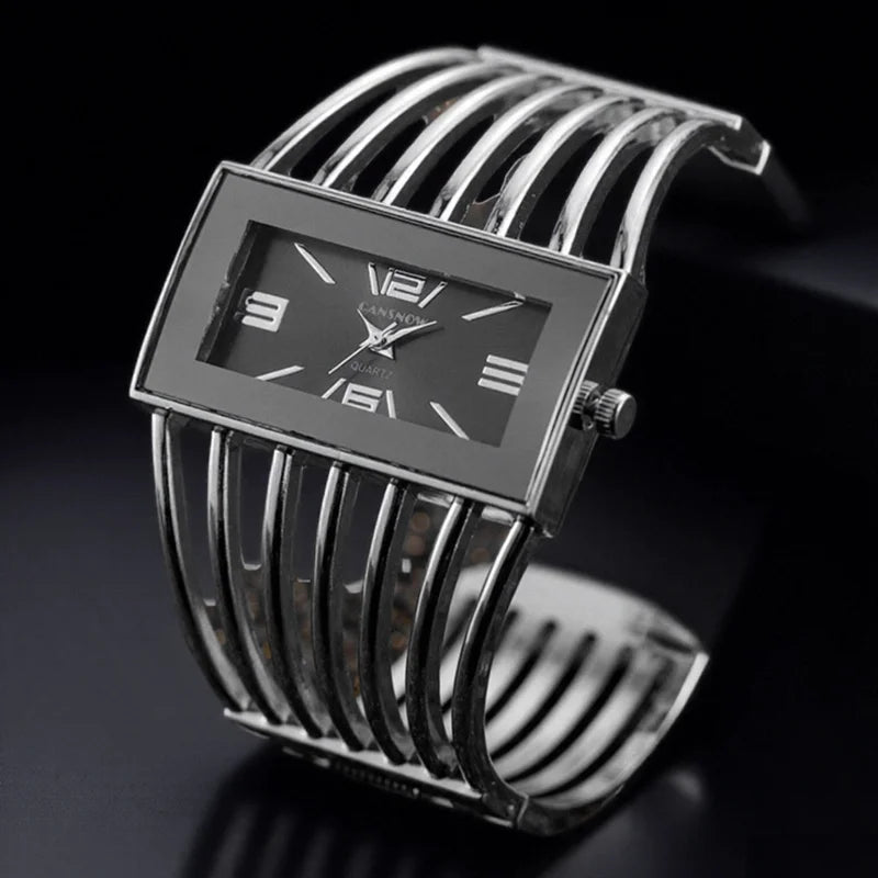 2025 New Watch Blind Box Luxury Women Wristwatch Holiday Box Gifts, Random Surprise Watch Mystery Box for Family, Friend, Loved