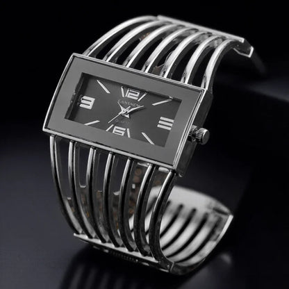2025 New Watch Blind Box Luxury Women Wristwatch Holiday Box Gifts, Random Surprise Watch Mystery Box for Family, Friend, Loved