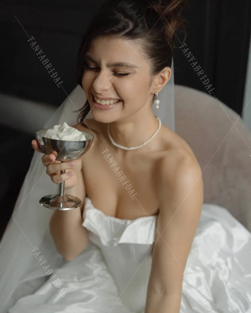 Strapless Taffeta Short Wedding Dress With Detachable Sleeves A Line Knee Length Mini Bridal Party Dress TSWD719