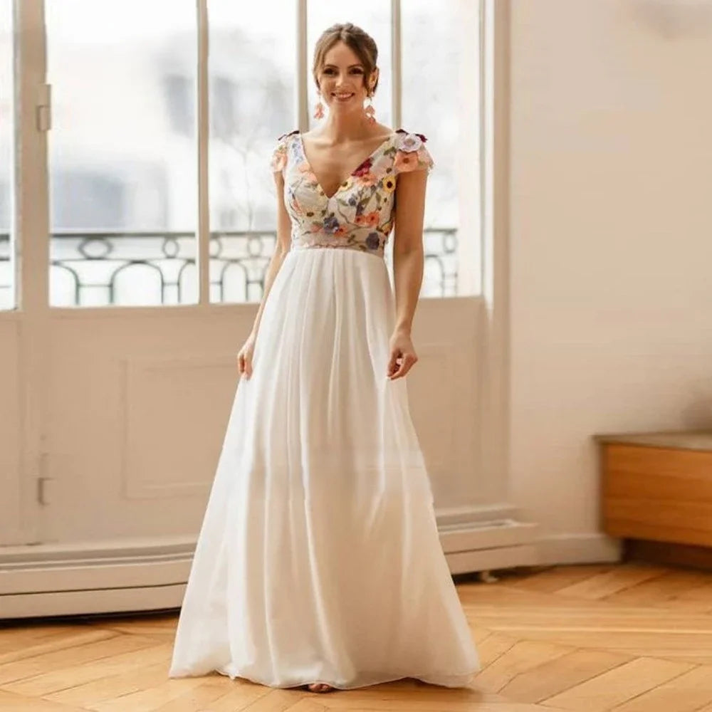 2025 New V-neck Embroidered Chiffon Wedding Dress Colored Decal Dew Back A-line Bridal Dress Customization